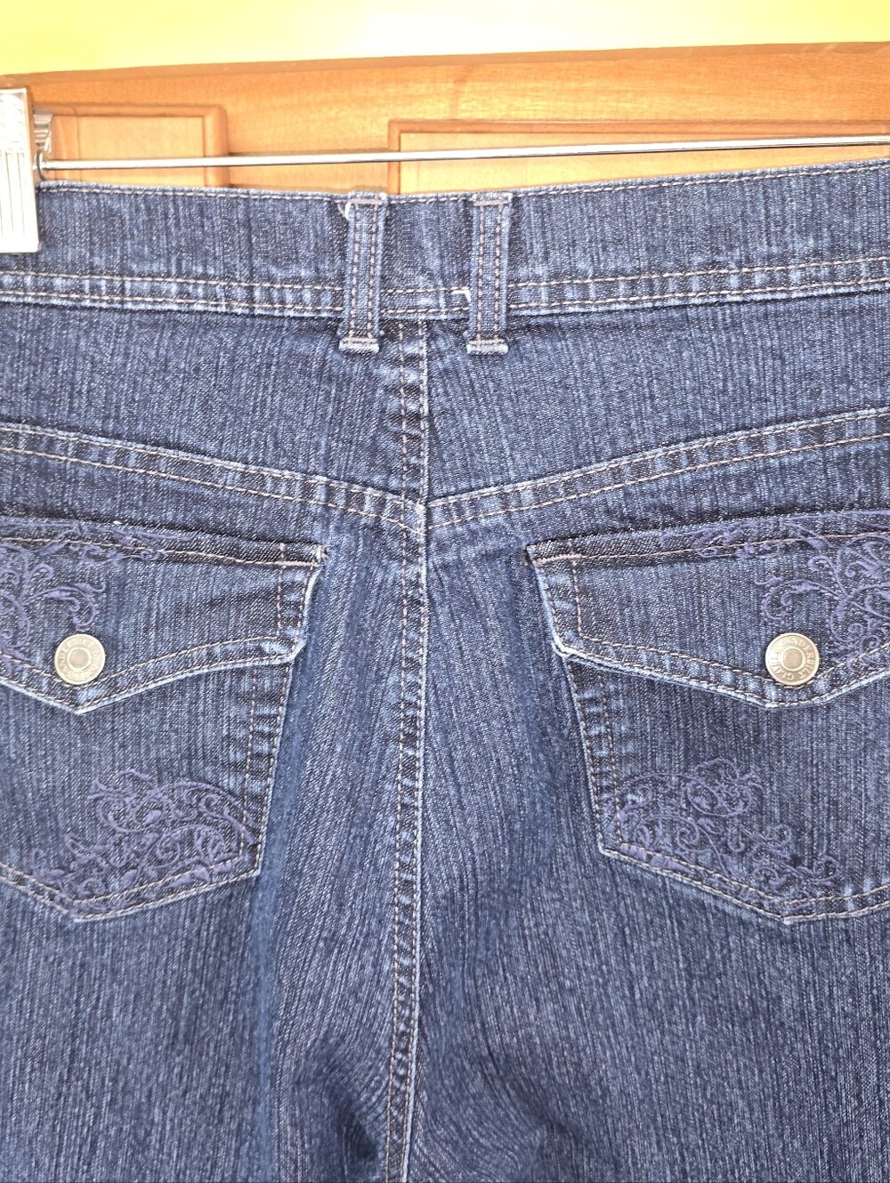 Gloria Vanderbilt Dark Blue Straight Leg Jeans - Picture 3 of 6